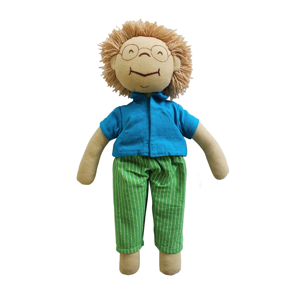 Dolls Caucasian Family - Set of 6 - Educating Kids