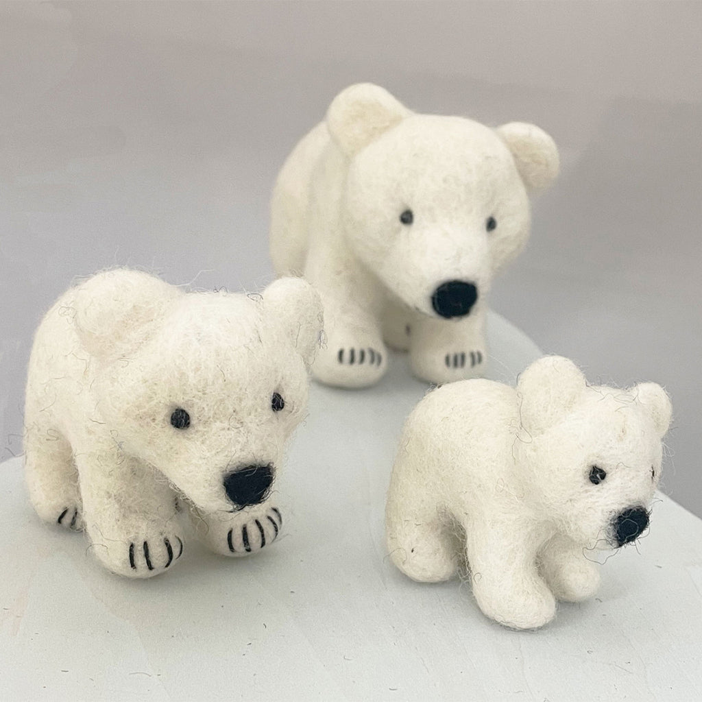 167-P-P1031_polar bear family 3pc_06.jpg