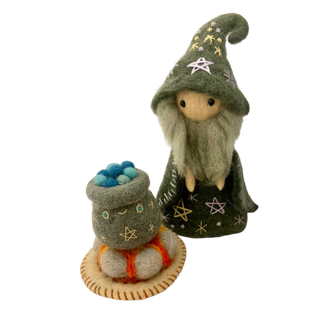 167-P-P1045EK_large wizard cauldron set 3pc_02.jpg