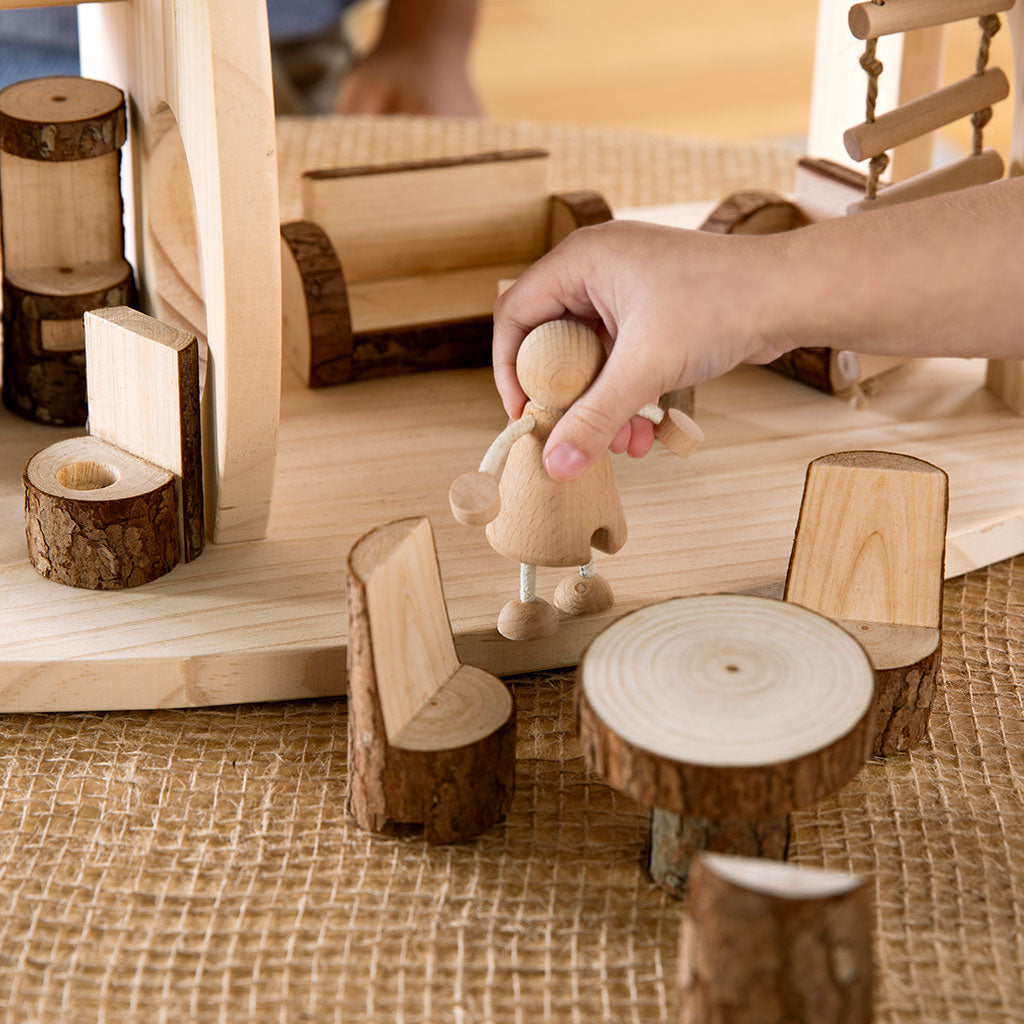 Woodlands Dollhouse Set