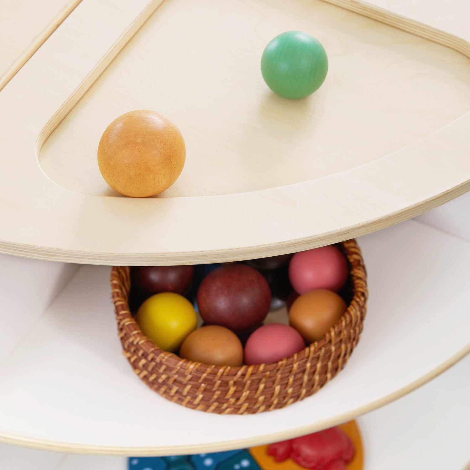 Sense of Place Wee Ones – Corner Shelf 60 cm - Educating Kids