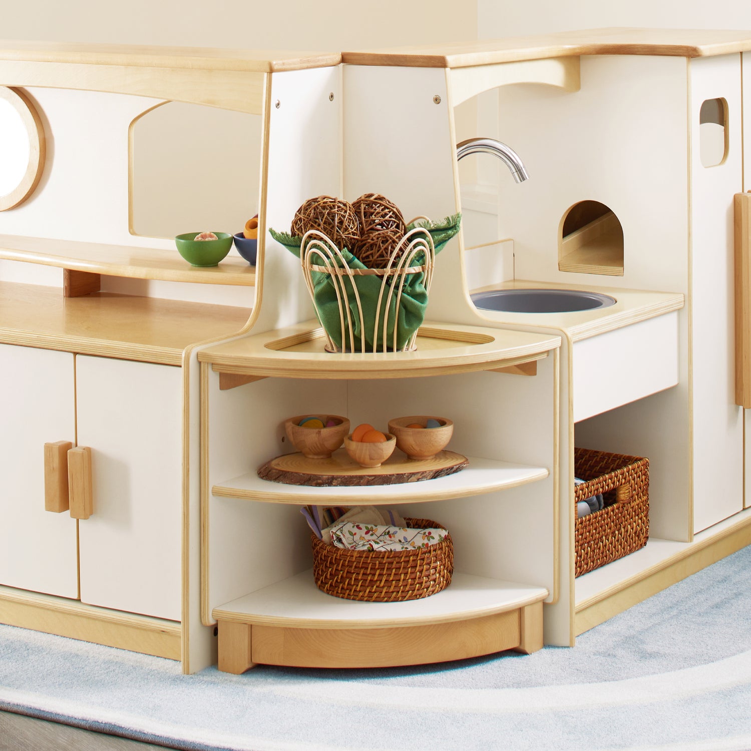 Sense of Place Wee Ones – Corner Shelf 45 cm - Educating Kids