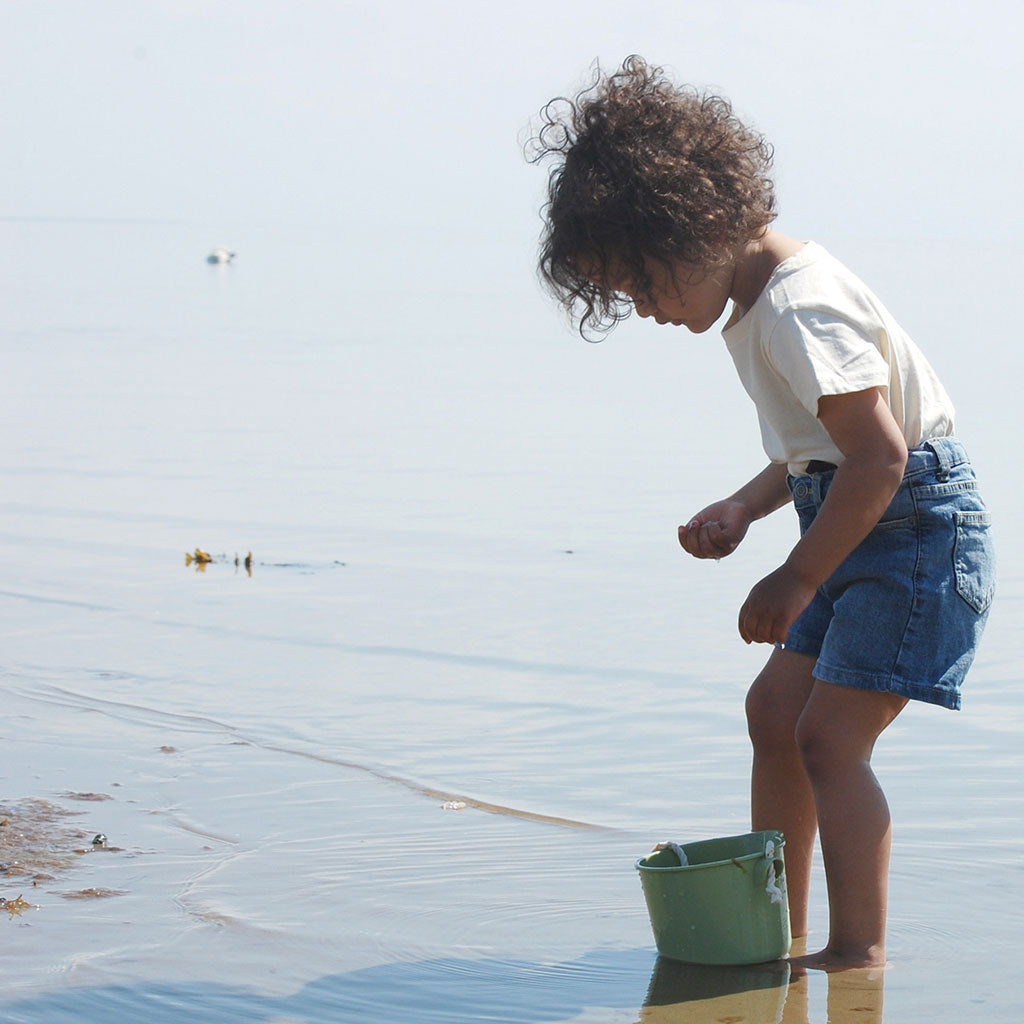 Viking Toys - Eco Bucket Set with Sieve 2 Vehicle - Educating Kids
