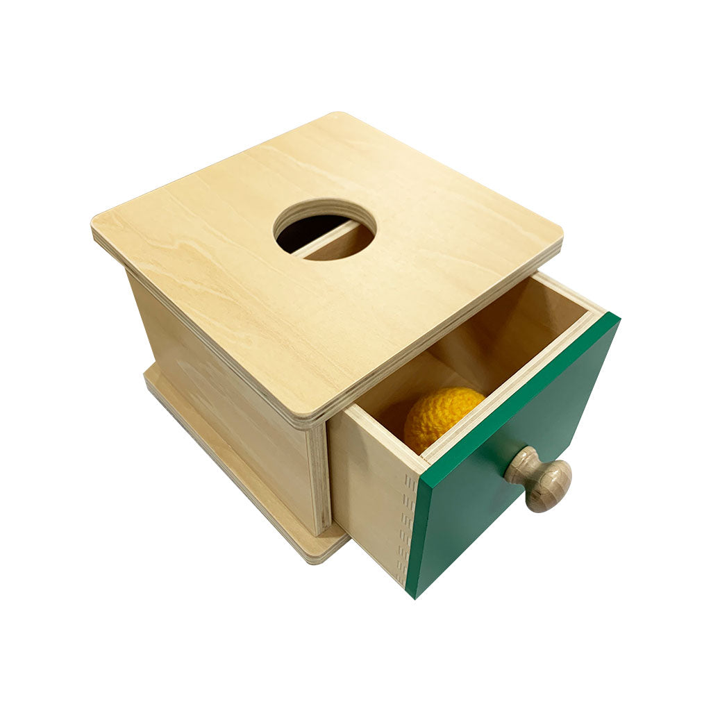 Imbucare Box with Knitted Ball