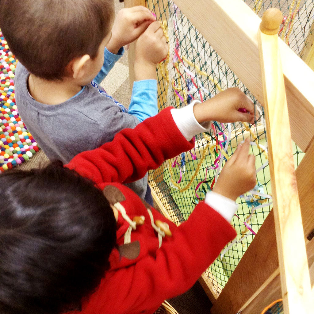 48-WF01_weaving-frame_03_large.jpg