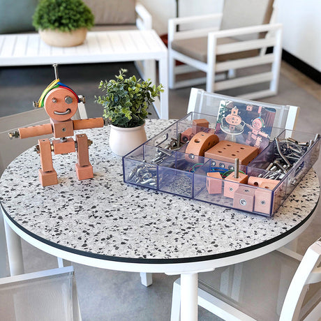 Random Robots Loose Parts Play