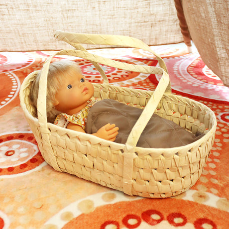 157-152_seagrass-doll-basket-37cm_05_large.jpg
