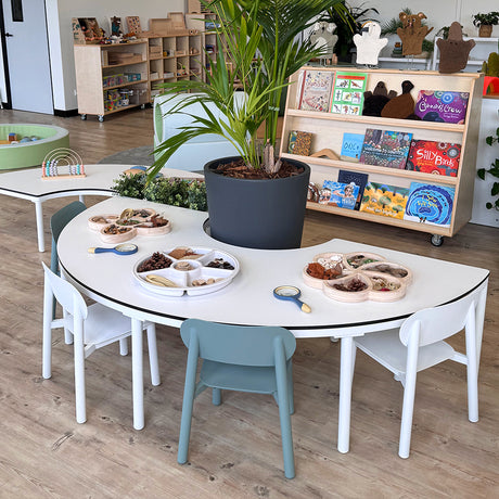 1600-1020 White c-shape table 50cm_14.jpg