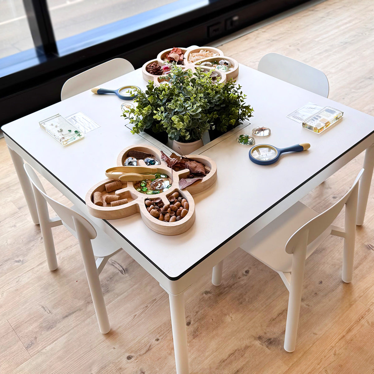 1600-1025_White Activity Table with Tray - 45cm_insitu.jpg