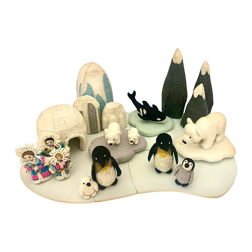 167-P-P1035_penguin family 4pc_02.jpg