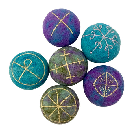 167-P-P1047_runes 6pc_01.jpg