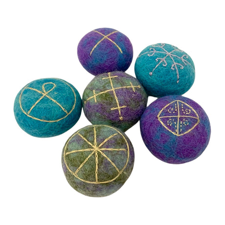 167-P-P1047_runes 6pc_02.jpg