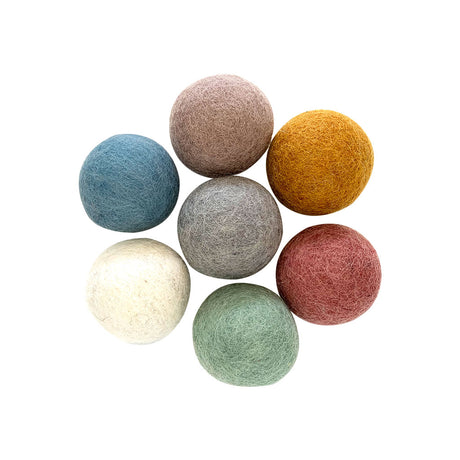 167-P-P823_earth-felt-balls-5cm_01_large.jpg
