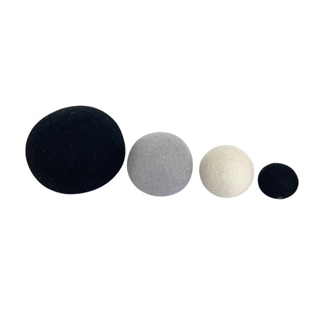 Achromatic Felt Balls Varied - 4pc