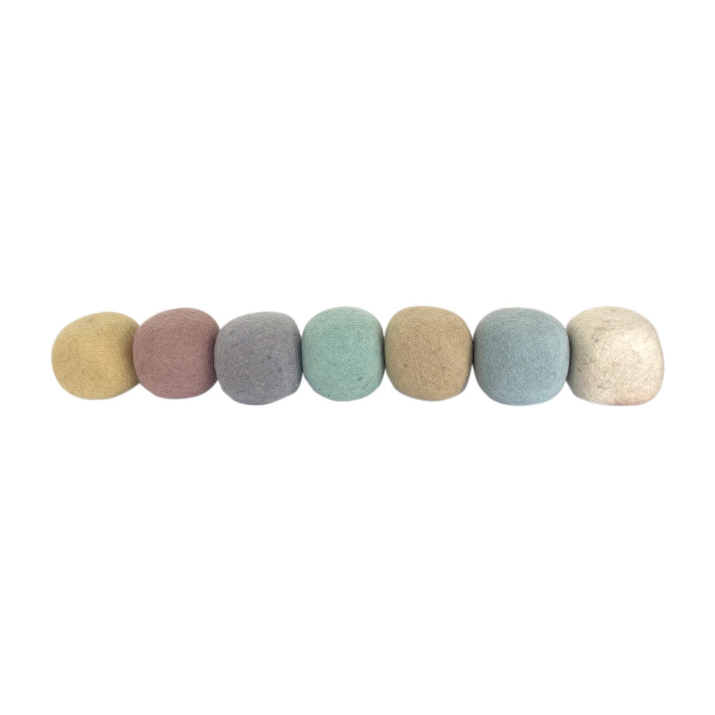 167-P-P845_pastel-felt-cubes-7pc_02_large.jpg