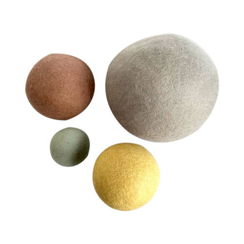 Pastel Felt Balls Varied - 4pc