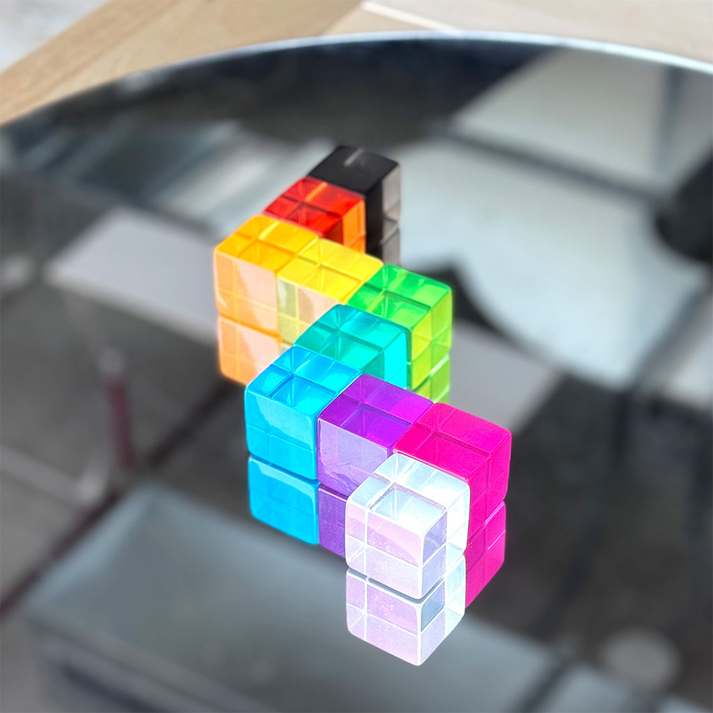 167-W-P331_phatt-lucite-cubes-10pc_05_large.jpg
