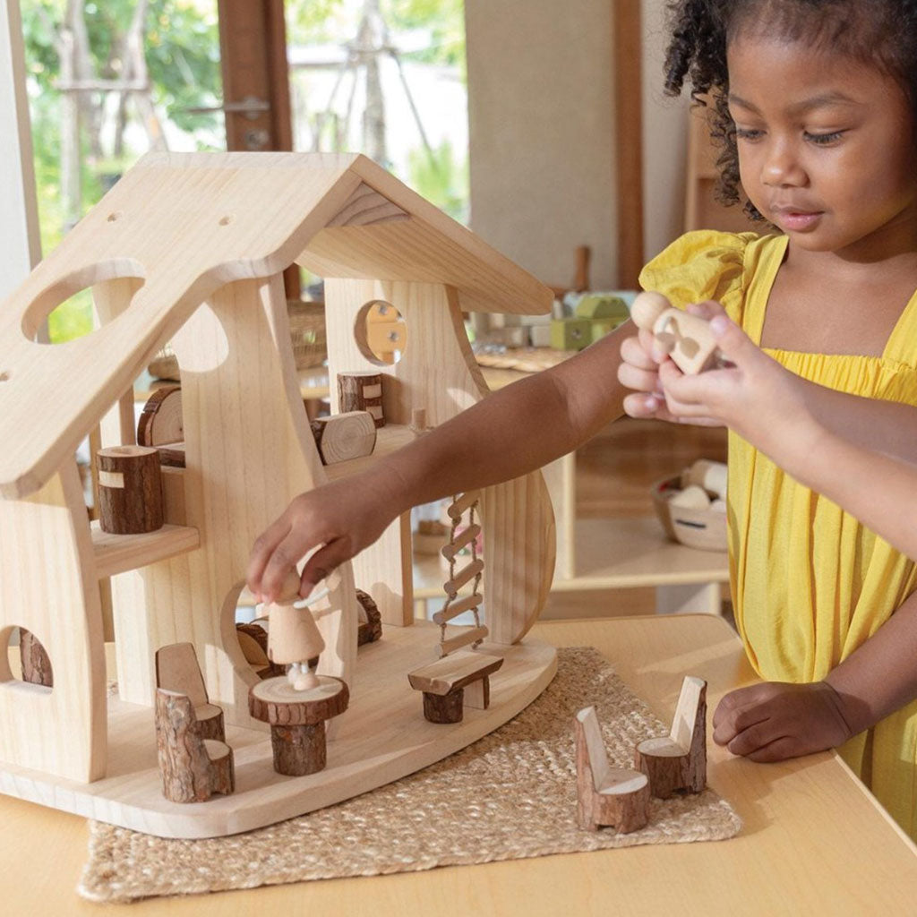 2185-G15505_woodlands-dollhouse-set_04_large.jpg