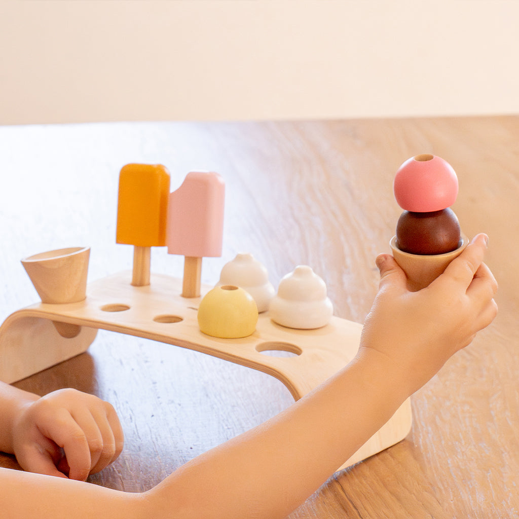 302-PT2614 PlanToys - Frozen Sweet Treat_05.jpg