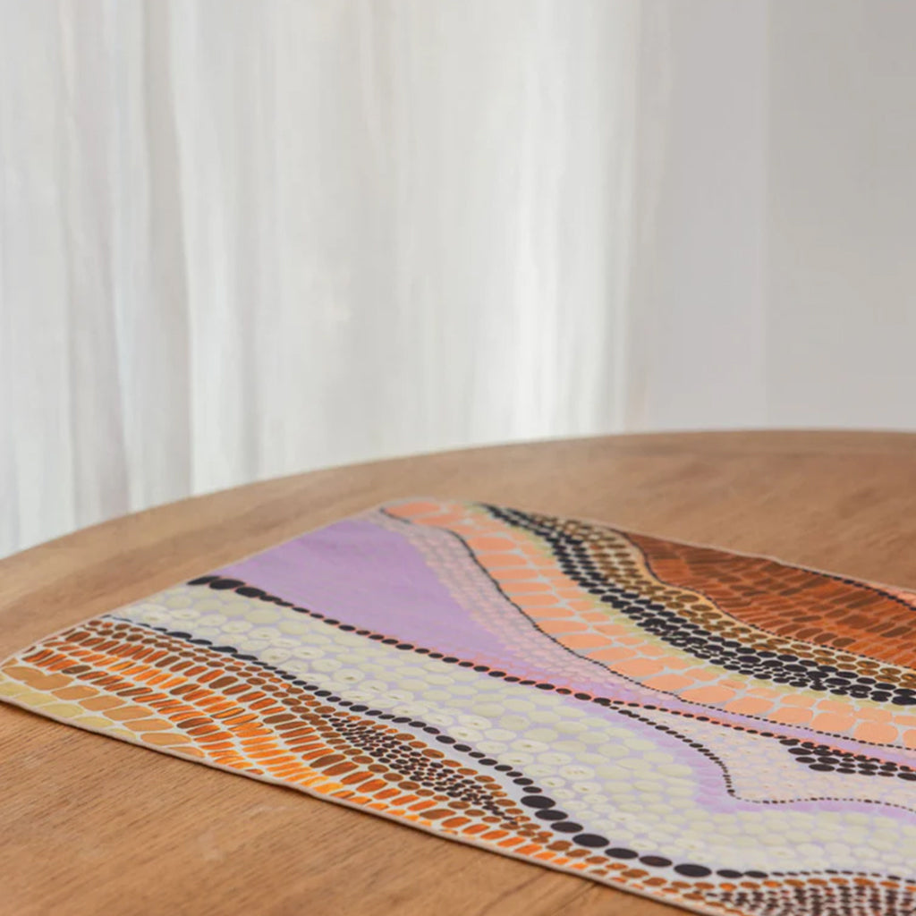 Biraar Table Runner