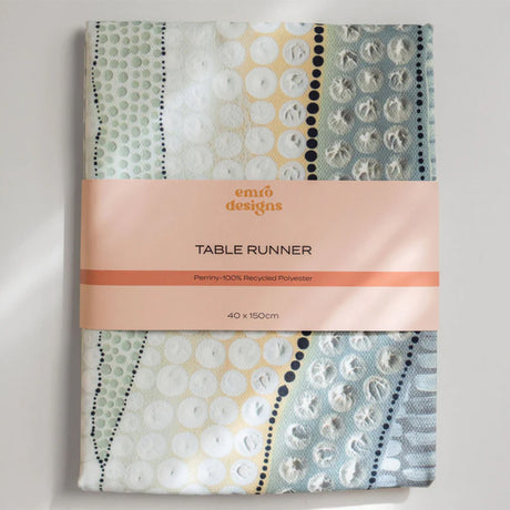 Perriny Table Runner