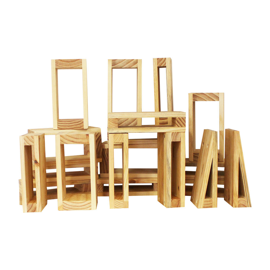 48-HBIP19_small-outdoor-timber-blocks-19pc_01_large.jpg